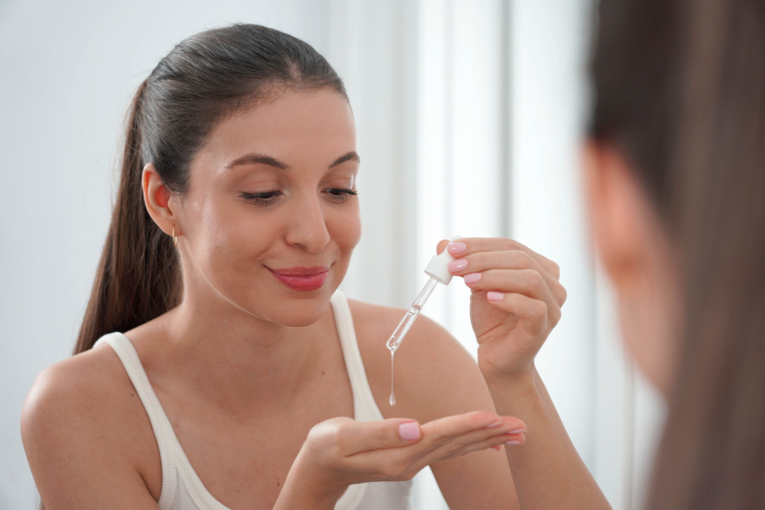 Azelaic Acid vs Niacinamide for Acne