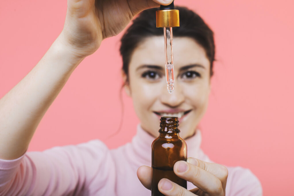 Niacinamide vs Azelaic Acid for Reducing Redness